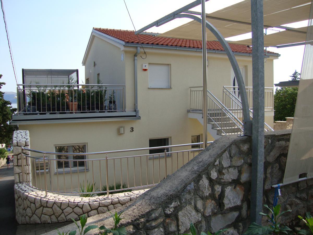Apartments Ilona Нови Винодолски Екстериор снимка