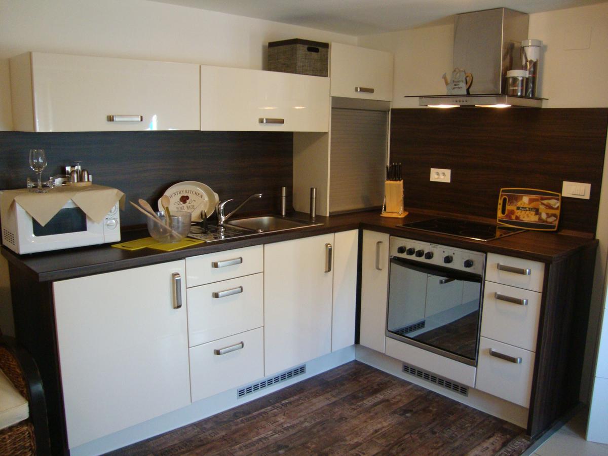 Apartments Ilona Нови Винодолски Екстериор снимка
